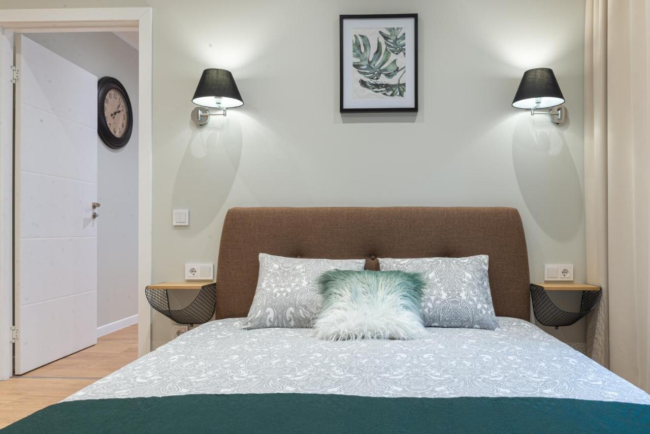 Friends And Family Vacation Apartments Riga Exterior foto